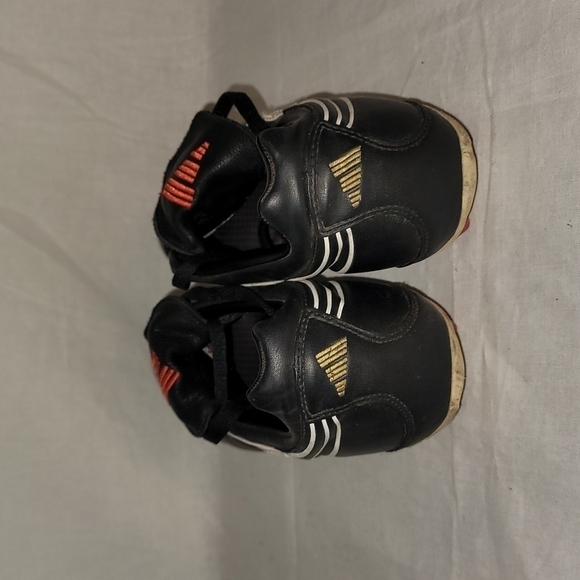 ♥️ADIDDAS Soccer tenis size 10 women's - Picture 4 of 7